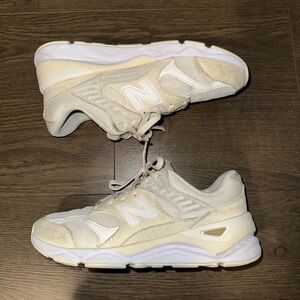 New Balance X-90